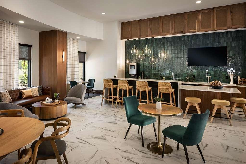 Sentral Old Town Aparthotel Σκότσντεϊλ Εστιατόριο φωτογραφία